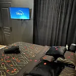 De Luxe - Jacuzzi&cave Secrète *
