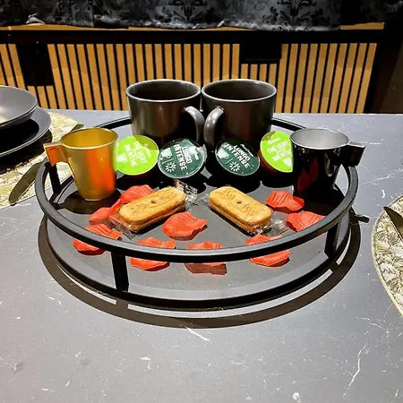 Apartamento De Luxe - Jacuzzi & Cave Secrete Saint-Quentin (Aisne)