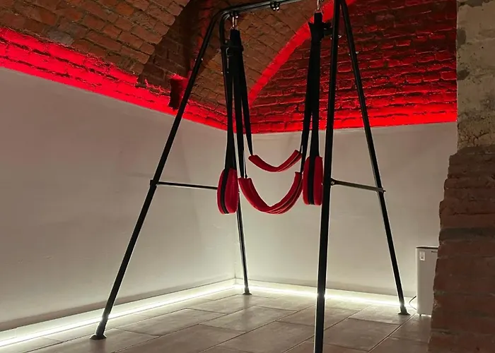 De Luxe - Jacuzzi & Cave Secrete Apartment